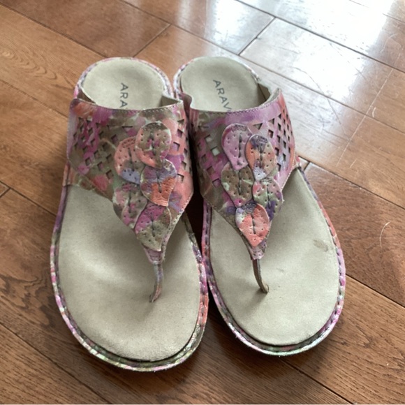 Aravon by New Balance Leather Women’s Sandals. Size 8. B2 - Picture 2 of 7